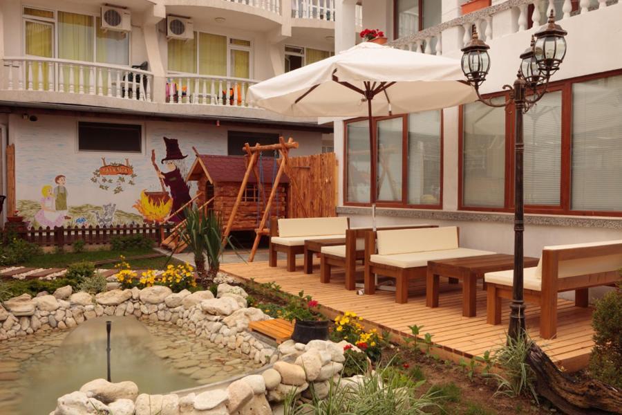 Hotel Yanis Lozenets Exterior photo