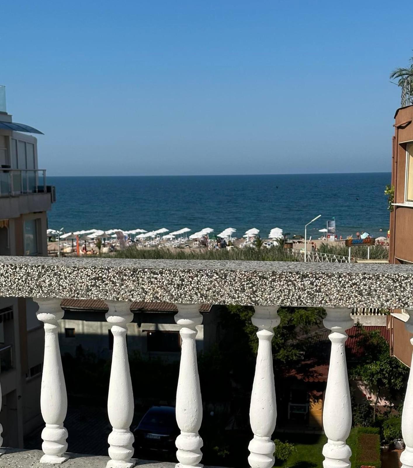 Hotel Yanis Lozenets Exterior photo